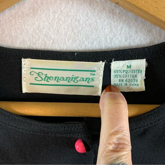 Vintage Shenanigans Boxy Embroidered Button Knit Top Sz M Dark Cottage Retro - Picture 5 of 6